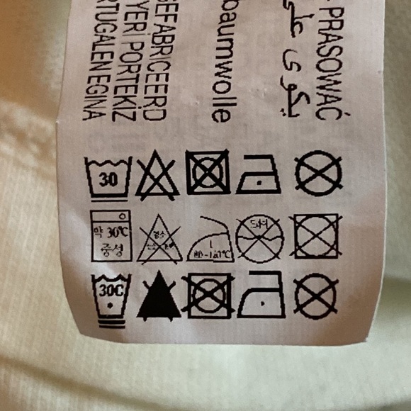 NWOT. Zara White Retro MICKEY MOUSE ©DISNEY T-Shirt. Size S. - Picture 10 of 10